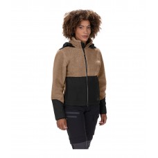 Куртка с отстегивающимся капюшоном